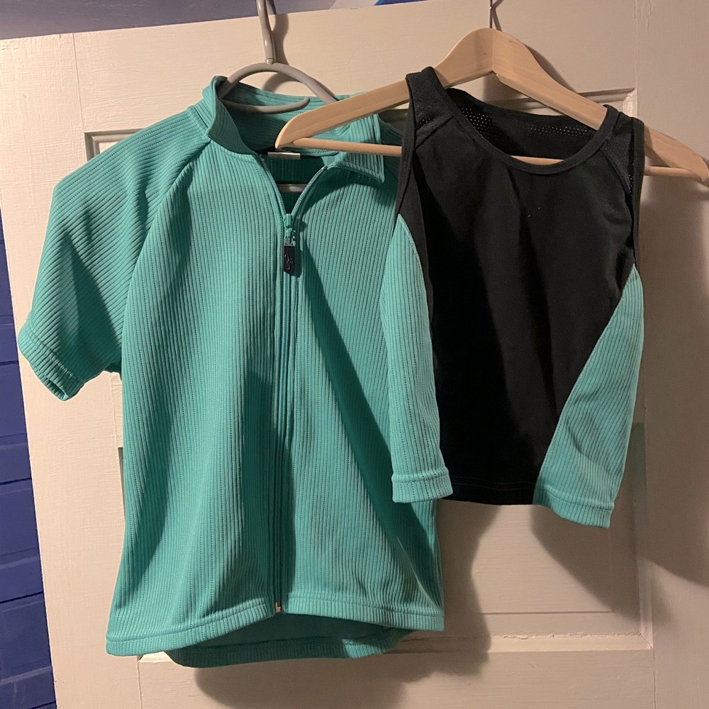 Cycling tops